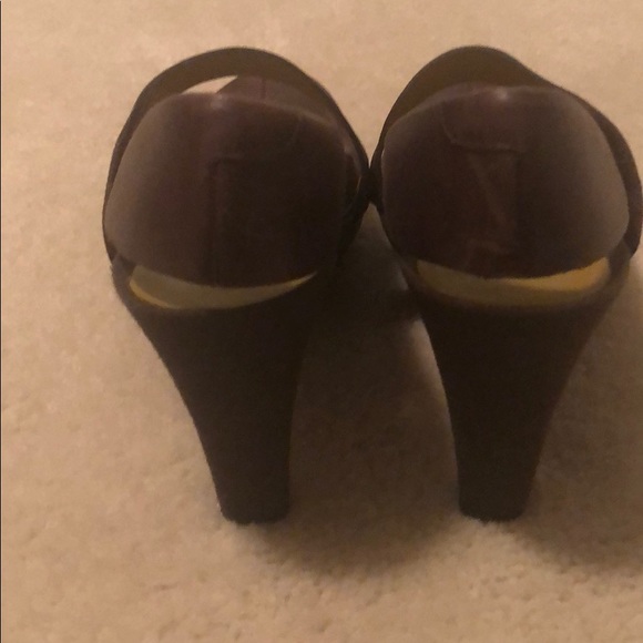 Brown Tsubo Heels - Picture 4 of 8